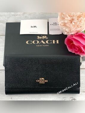 NWT COACH Trifold Crossgrain Leather Long Wallet - BLACK